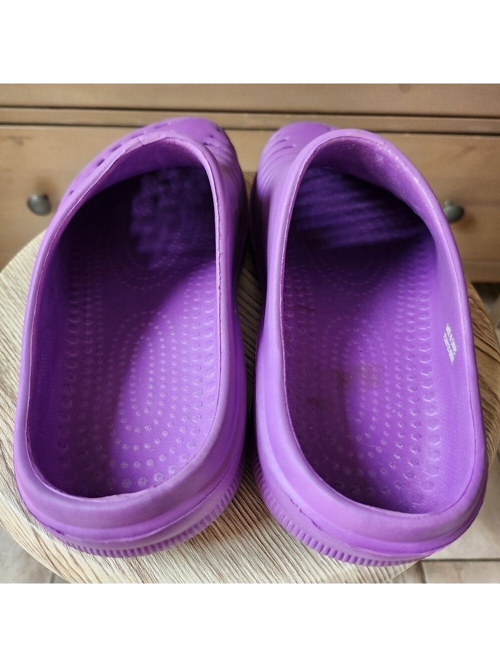 Purple FOCO Minnesota Vikings Clogs Womens Size 7-8 - Picture 4 of 6